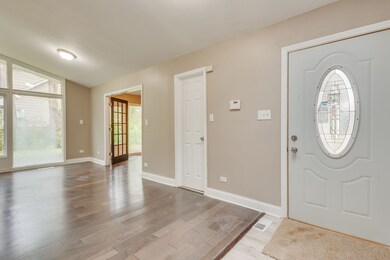 735 Cumnock Rd, Olympia Fields, IL 60461 - photo 2