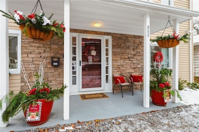 211 Davis Ave, Pittsburgh, PA 15223 - photo 5