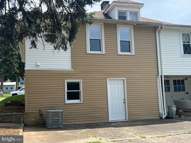 1045 Broadway Blvd, Reading, PA 19607 - photo 7