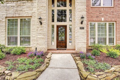The stately 2 story entry allows lots of light into the house.  You don't have any front door neighbors so you've got your privacy too.