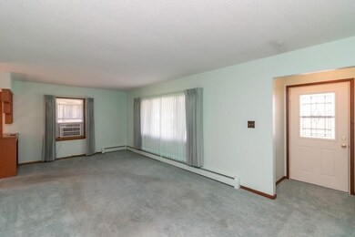 3201 Hull Ave, Des Moines, IA 50317 - photo 2