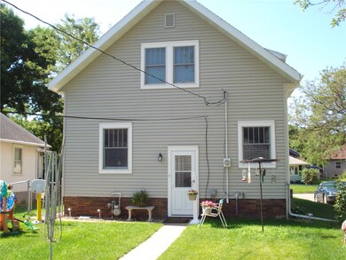 back of house, plenty of room in the backyard