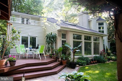 8941 Littleton St, Fairfax, VA 22032 - photo 4