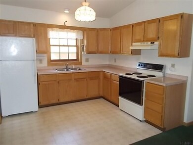 870 Charlton Rd, Schenectady, NY 12302 - photo 7