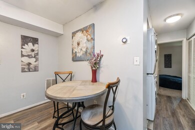 6803 White Water Way, Glen Burnie, MD 21060 - photo 7