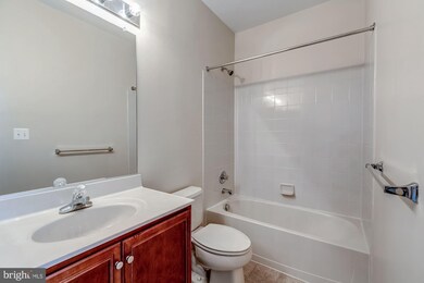 25370 Shipley Terrace, Chantilly, VA 20152 - photo 4