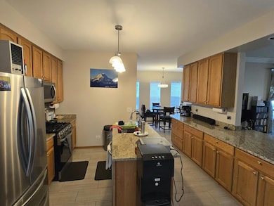 235 Rodeo Dr unit 2208, Grayslake, IL 60030 - photo 5