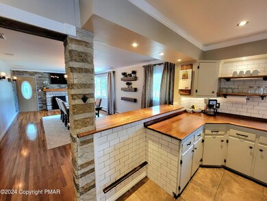 100 Shady Dr, Roaring Brook Township, PA 18444 - photo 6