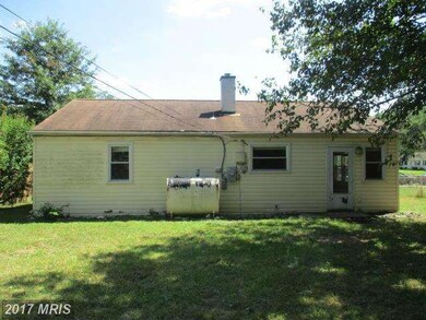 1526 Ingalls Rd, Glen Burnie, MD 21061 - photo 2