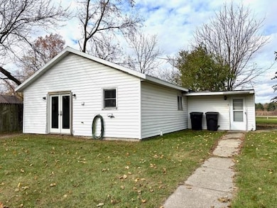 W3869 State Road 106, Fort Atkinson, WI 53538 - photo 4