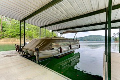 Dock 2