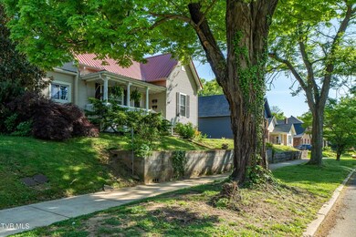 419 West Maple (1 of 57)