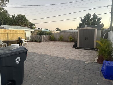 5686 Elder Dr unit B, West Palm Beach, FL 33415 - photo 2