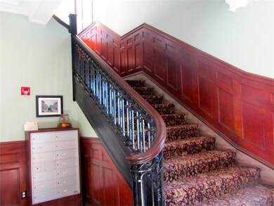 17 Central St unit 12, Salem, MA 01970 - photo 3