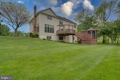 11012 Lance Ln, Oakton, VA 22124 - photo 5