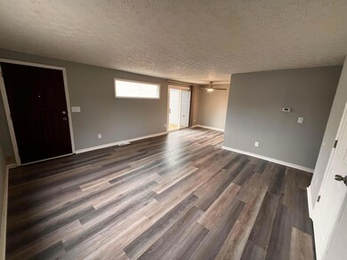 648 Cherry Ridge Rd unit A, Columbus, OH 43228 - photo 5