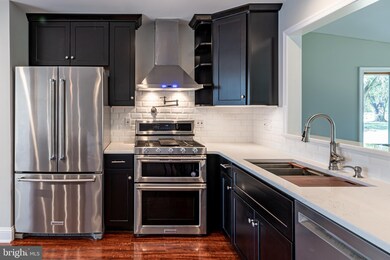 217 Woodlawn Dr, Lansdale, PA 19446 - photo 7