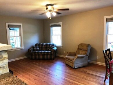 402 N Harvey St, Griffith, IN 46319 - photo 5