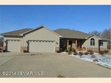 3418 9th Ave NW, Austin, MN 55912 - photo 2