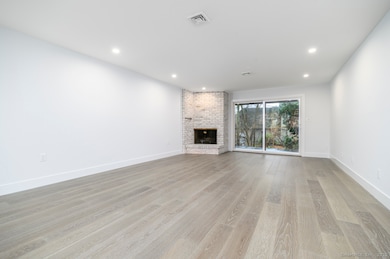 206 Gillies Ln unit 1-5, Norwalk, CT 06854 - photo 6