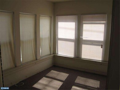 2921 Berkley St, Camden, NJ 08105 - photo 5