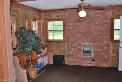 3822 Bramblewood Dr, Greensboro, NC 27407 - photo 2