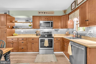 39620 Walnut Cir, Mechanicsville, MD 20659 - photo 7