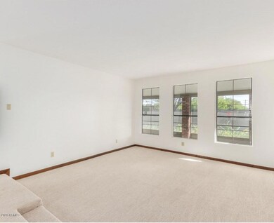 05-Formal living room