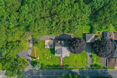 811 W Applegate Ave, Pen Argyl, PA 18072 - photo 7