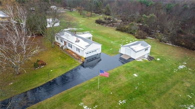 8540 Seven Springs Rd, Batavia, NY 14020 - photo 7