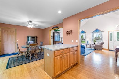 2767 Sunflower Dr, Fitchburg, WI 53711 - photo 7