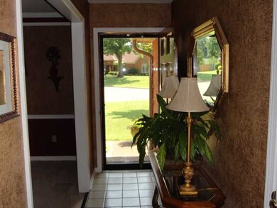 Front Entry Way