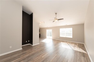 2555 Foxtail Dr, Plainfield, IN 46168 - photo 2