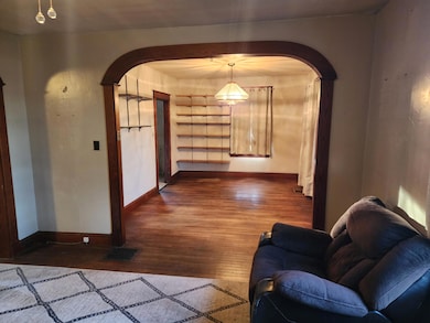 7 Beacon St, Livermore Falls, ME 04254 - photo 5