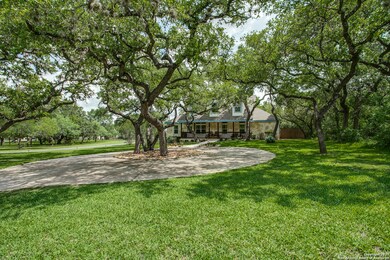 15214 Flying Cir, Helotes, TX 78023 - photo 4