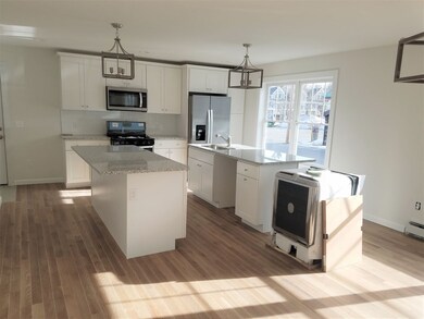 9 Clifford St unit A, Exeter, NH 03833 - photo 3