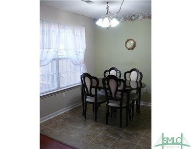 Breakfast Dining Area