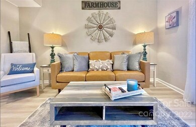 500 Adams Apple Dr unit 5, Banner Elk, NC 28604 - photo 2