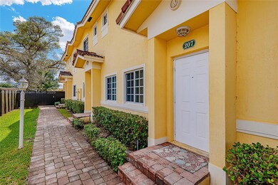 205 NE 4th Ct unit 211, Hallandale Beach, FL 33009 - photo 2