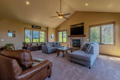 4962 Highwood Cir, Middleton, WI 53562 - photo 5