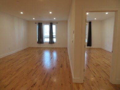 178 Washington Ave unit 307, Chelsea, MA 02150 - photo 3