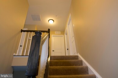 6106 Harrington St, Capitol Heights, MD 20743 - photo 7