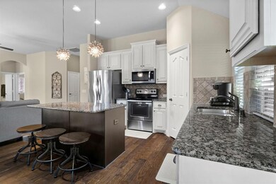 818 Fannin Dr, Lavon, TX 75166 - photo 7