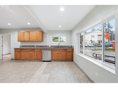 3524 SE 119th Ave, Portland, OR 97266 - photo 7