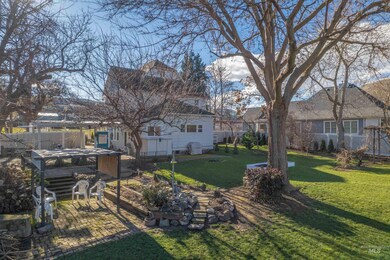 419 1st St, Asotin, WA 99402 - photo 5