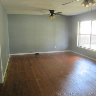 509 N Simpson St, Eufaula, OK 74432 - photo 6