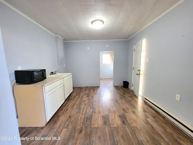 556 Swallow St, Kingston, PA 18704 - photo 2