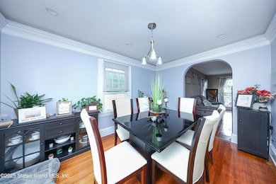 28 Trinity Place, Staten Island, NY 10310 - photo 7