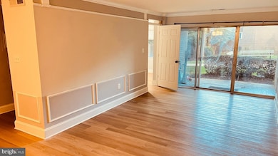 434 Girard St unit T-2, Gaithersburg, MD 20877 - photo 4