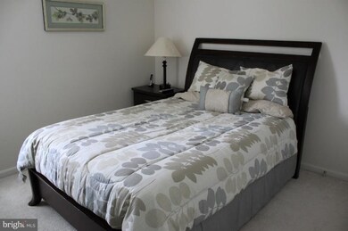 5928 Moonbeam Dr, Woodbridge, VA 22193 - photo 7